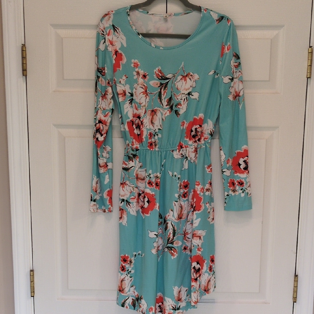 Floral Long-Sleeve Mint Green Dress